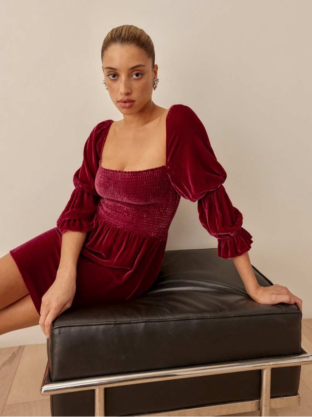 $278 Reformation Albi Burgundy Velvet Velour Silk Puff Sleeves Mini Dress Size M - Picture 3 of 14